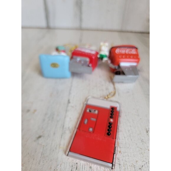 Polar bear Coca-Cola soda dispenser machine ornament Xmas set variety - Picture 7 of 8